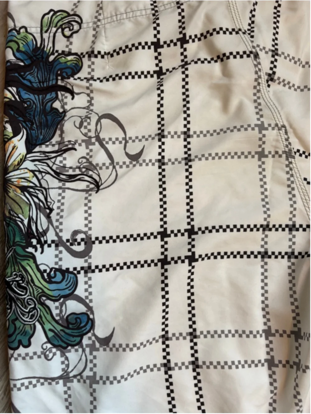 Vintage O'Neill Y2K Board Shorts White Plaid Grid Floral Graphic Size 36